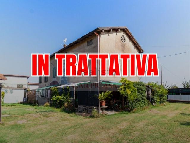 Rustici e casali in vendita di 300 m²