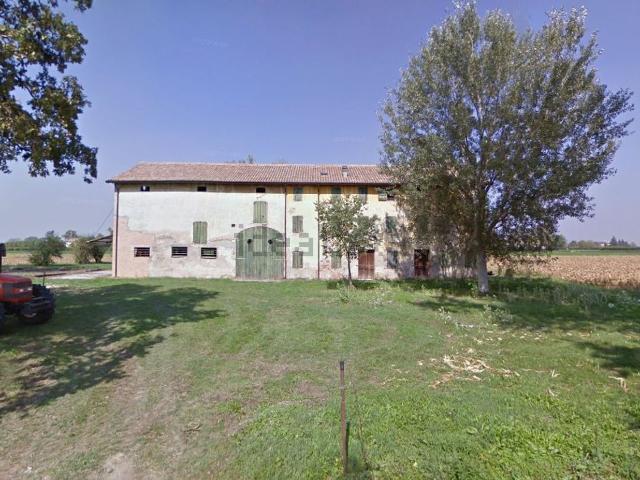 Rustici e casali in vendita di 300 m²