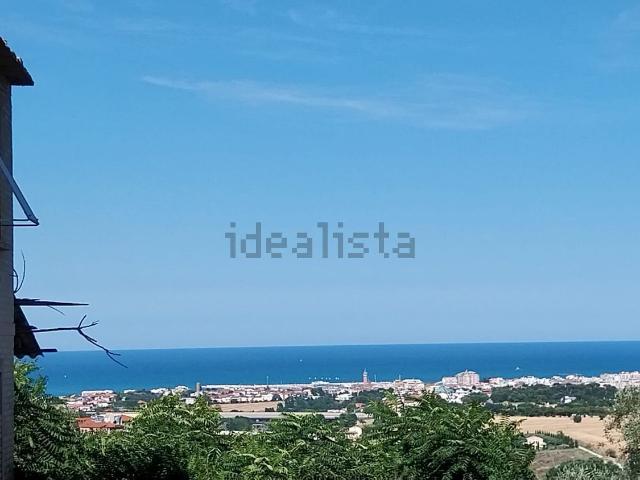 Rustici e casali in vendita di 300 m²