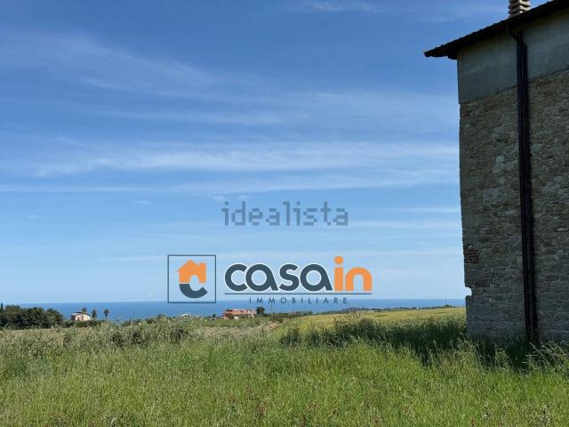 Rustici e casali in vendita di 300 m² in Strada Provinciale Cuprense