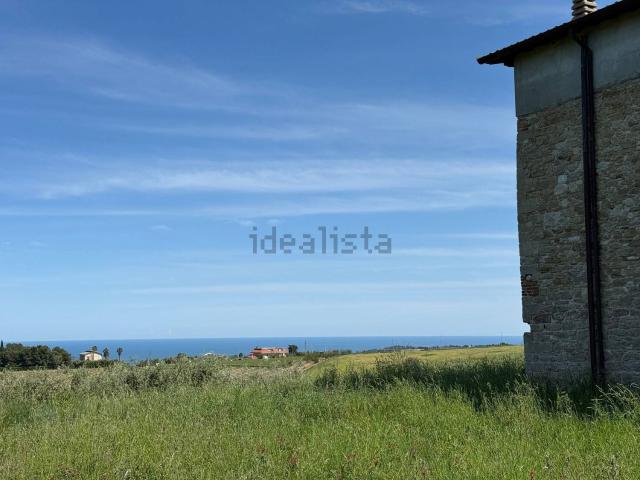 Rustici e casali in vendita di 300 m² in Strada Provinciale Cuprense