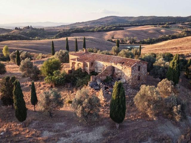 Rustici e casali in vendita di 300 m² in Strada Provinciale del Pecorile