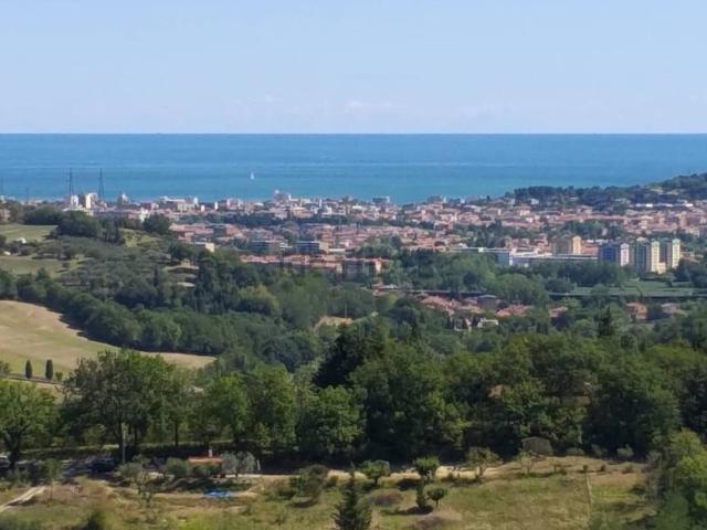 Rustici e casali in vendita di 300 m² in Via Bellavista