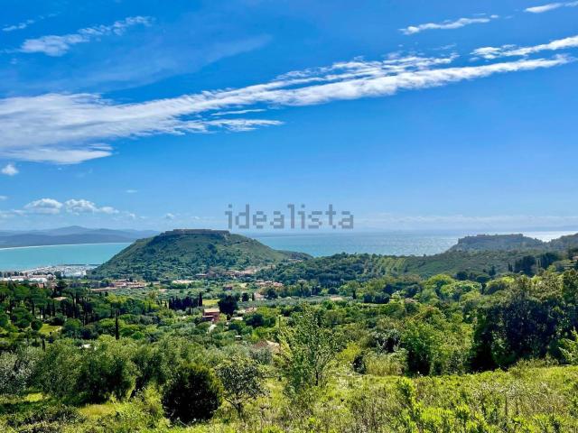 Rustici e casali in vendita di 300 m² in Via dei Molini
