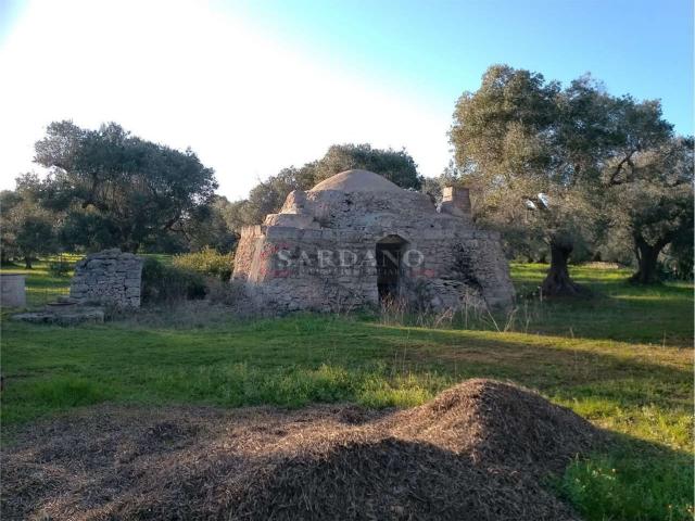 Rustici e casali in vendita di 30 m² in Via Carovigno