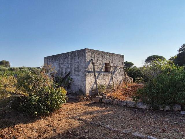 Rustici e casali in vendita di 30 m² in Contrada Ulmo contrada