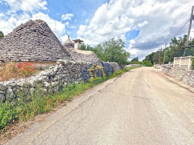 Rustici e casali in vendita di 30 m² in Strada Comunale Pozzo Serralto