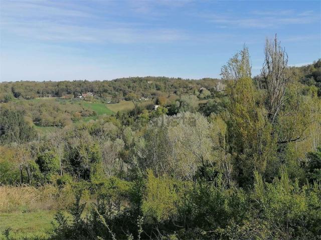 Rustici e casali in vendita di 30 m² in Strada senza nome