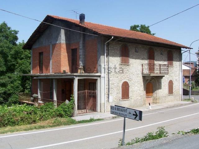Rustici e casali in vendita di 320 m² in Via Campo sportivo