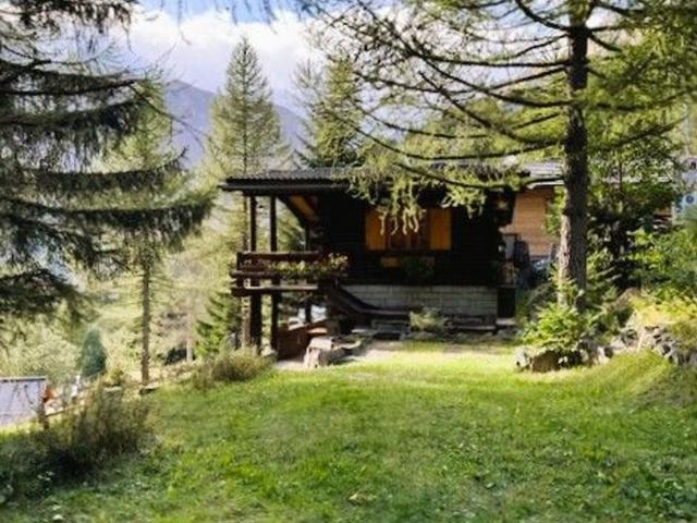 Rustici e casali in vendita di 32 m² in Frazione San Domenico, 24