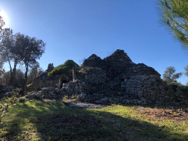 Rustici e casali in vendita di 331 m² in Contrada Monte del Sale, 2