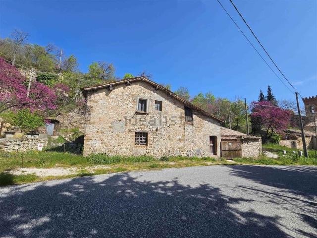 Rustici e casali in vendita di 344 m²