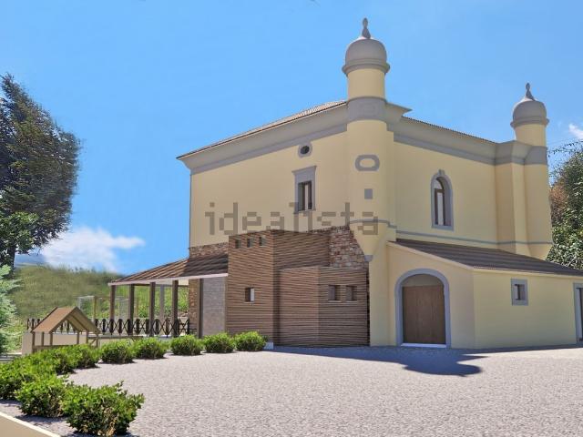 Rustici e casali in vendita di 340 m² in Contrada Piano Covella