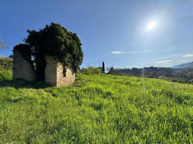 Rustici e casali in vendita di 35 m² in Via Fontanelle