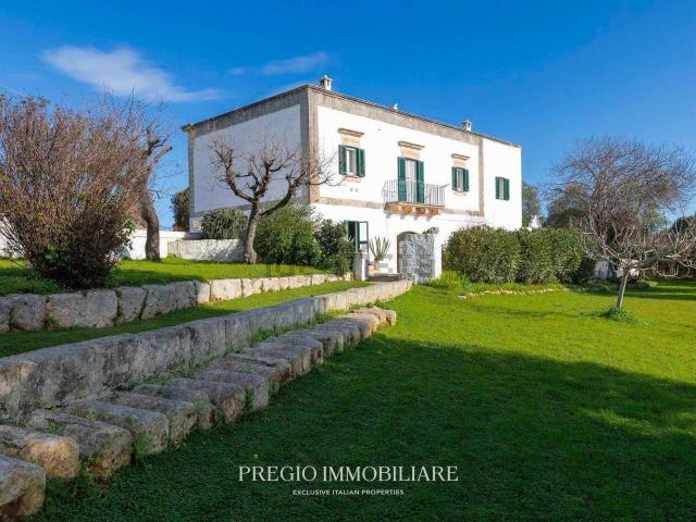 Rustici e casali in vendita di 365 m² in Contrada Rosara