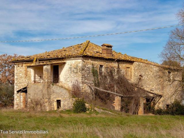 Rustici e casali in vendita di 361 m² in Strada di siano