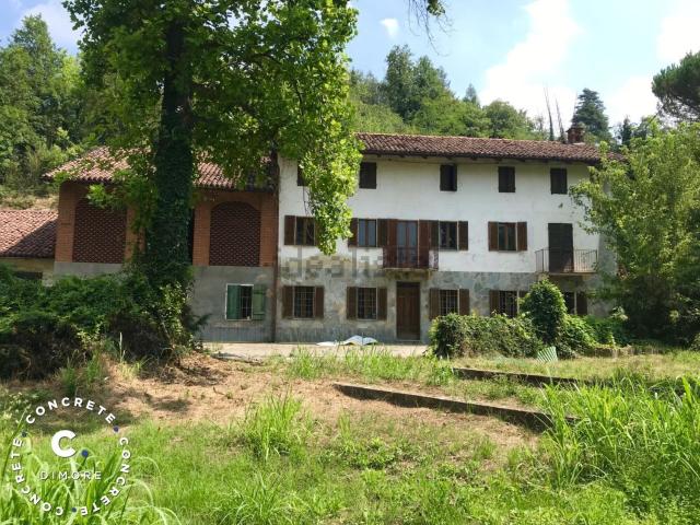 Rustici e casali in vendita di 378 m² in Frazione Ranello, 66