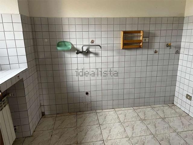 Rustici e casali in vendita di 370 m² in Via Castel Brandola