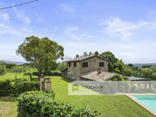 Rustici e casali in vendita di 372 m²
