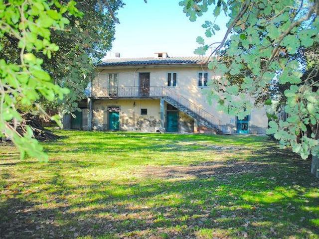 Rustici e casali in vendita di 385 m² in Località Manciano, 208