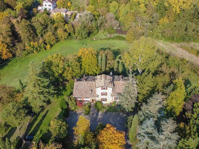 Rustici e casali in vendita di 394 m² in Frazione di Salsominore, 158