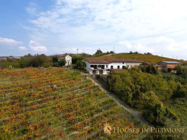 Rustici e casali in vendita di 400 m²