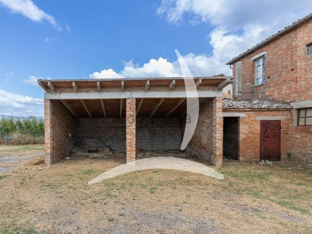 Rustici e casali in vendita di 400 m²