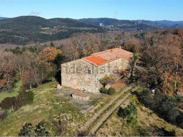 Rustici e casali in vendita di 400 m² in Via Licurgo Bardelloni, 65