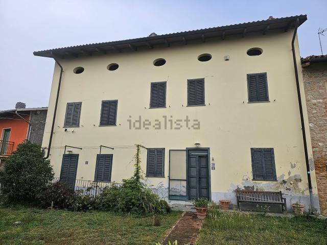 Rustici e casali in vendita di 403 m² in Via San Giorgio, 28