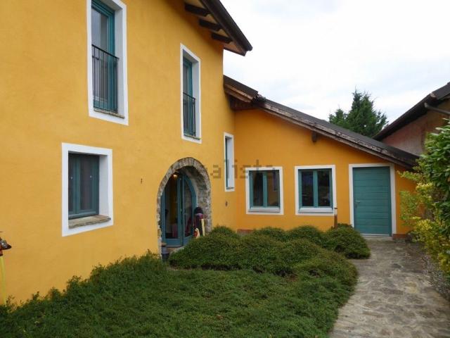 Rustici e casali in vendita di 410 m²