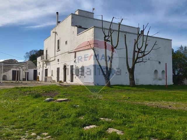 Rustici e casali in vendita di 421 m²