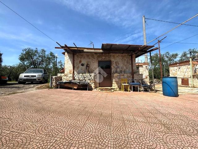 Rustici e casali in vendita di 42 m² in Via San Benedetto