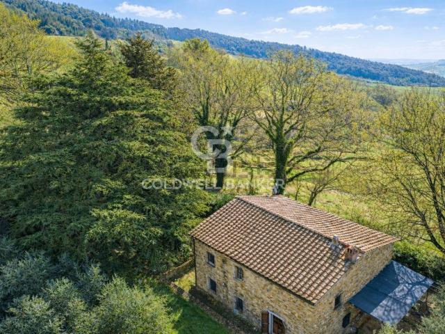 Rustici e casali in vendita di 430 m² in Strada Comunale di Gallo e Mocajo