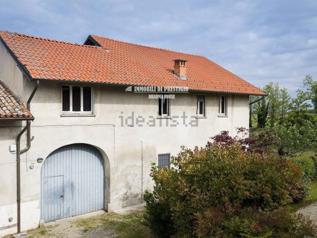 Rustici e casali in vendita di 448 m² in Vicolo Cortile, 19