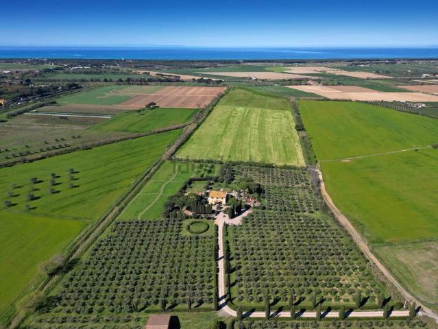 Rustici e casali in vendita di 440 m²