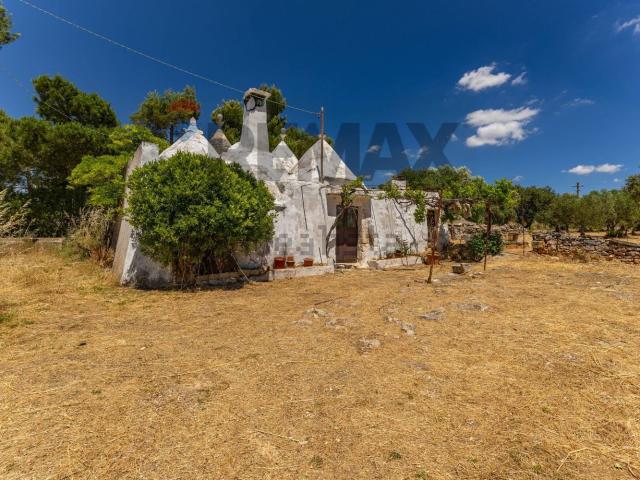 Rustici e casali in vendita di 44 m² in Via Villa Castelli