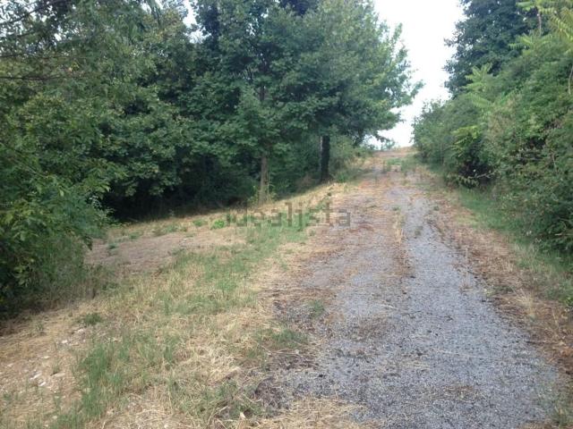 Rustici e casali in vendita di 450 m² in Strada provinciale di Colle San Marco 287