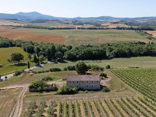Rustici e casali in vendita di 460 m² in Via Fontanelle, 15