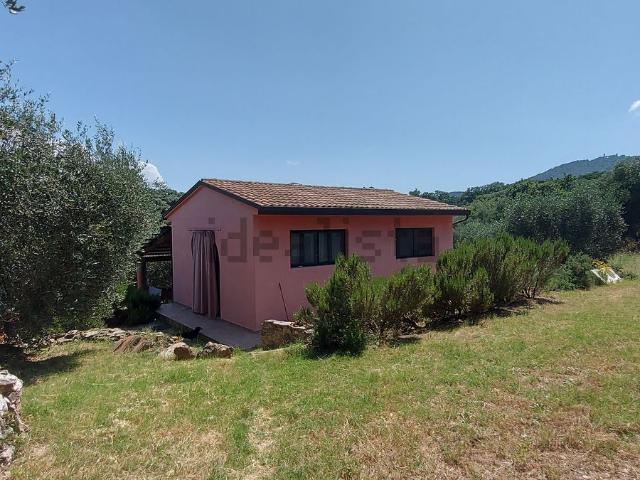 Rustici e casali in vendita di 46 m² in Via Val di CaMPO