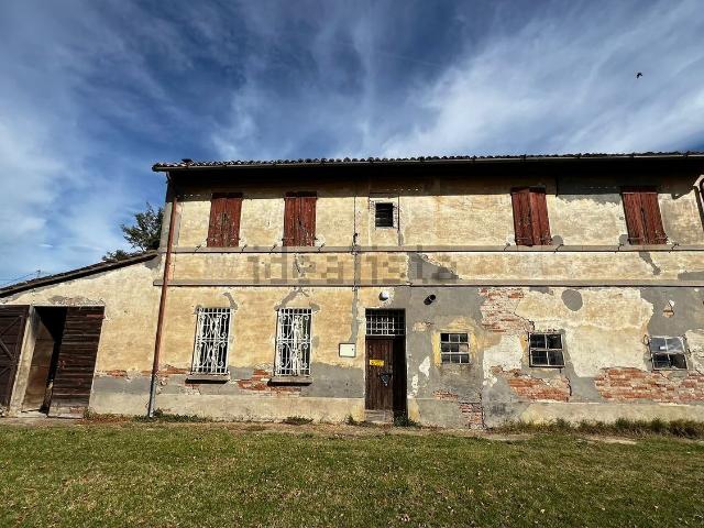 Rustici e casali in vendita di 474 m²