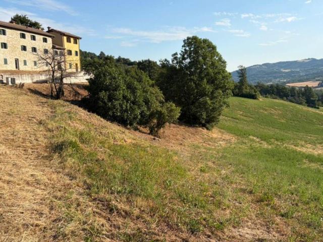 Rustici e casali in vendita di 470 m²