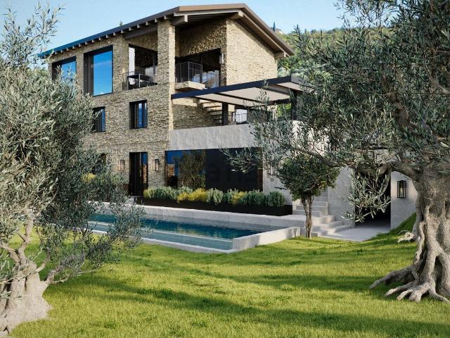 Rustici e casali in vendita di 481 m² in Via per Crero