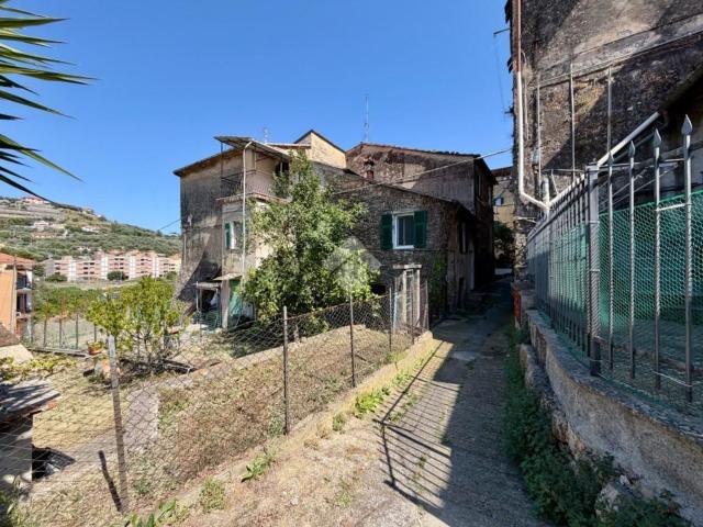 Rustici e casali in vendita di 48 m² in Via Archi, 26