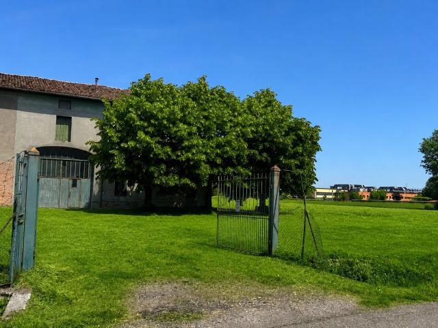 Rustici e casali in vendita di 508 m² in Via Veronica, 5