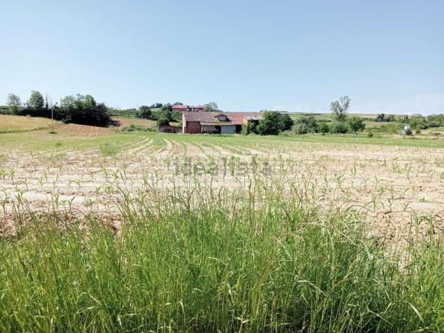 Rustici e casali in vendita di 500 m²