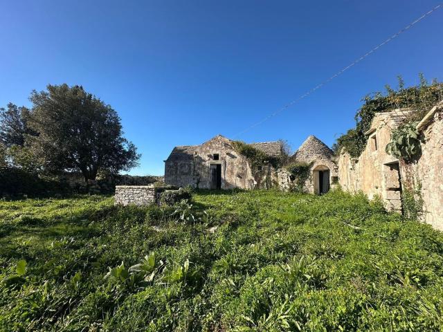 Rustici e casali in vendita di 500 m² in Contrada palesi, 12