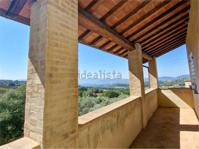 Rustici e casali in vendita di 500 m² in Località San Lorenzo