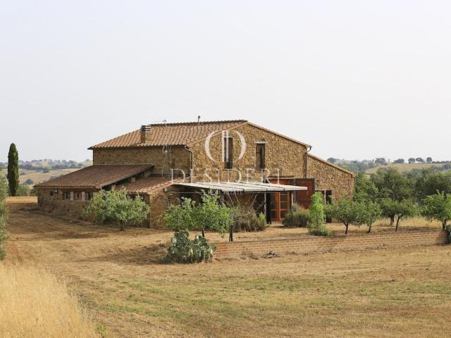 Rustici e casali in vendita di 500 m² in Strada delle Campore