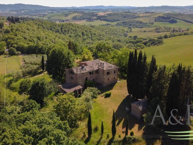 Rustici e casali in vendita di 500 m² in Strada Provinciale 438