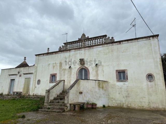 Rustici e casali in vendita di 500 m² in Via Chiancaro, 44